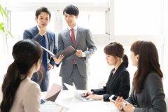 日常生活协助与陪护